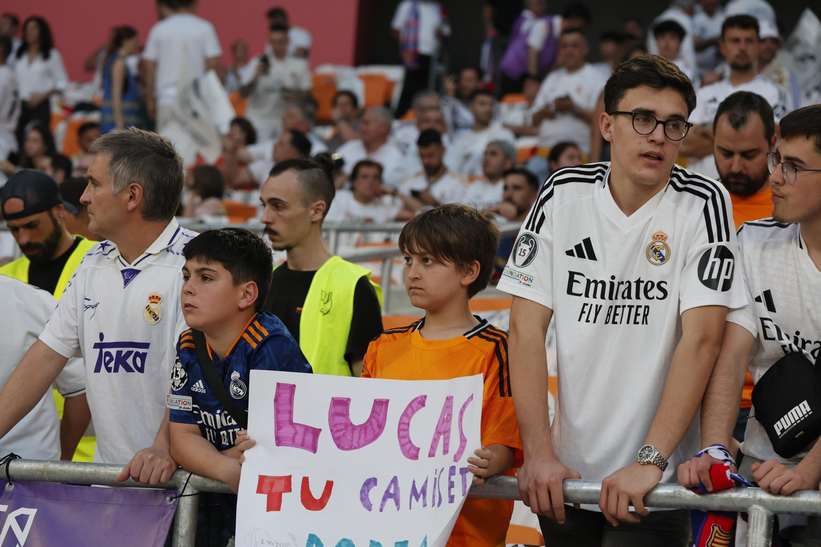 Búscate en las gradas de la final de la Copa del Rey 2025 en Sevilla