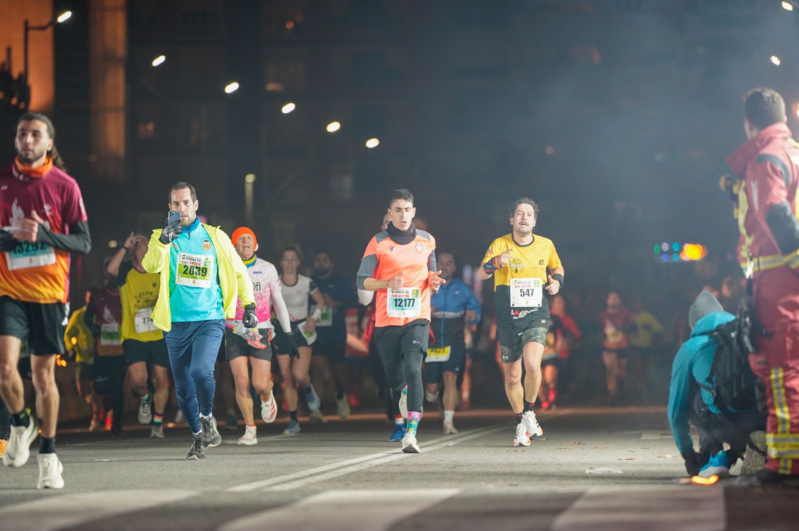 En imágenes: búscate en tu llegada a meta de la Carrera de San Antón 2026 (10)