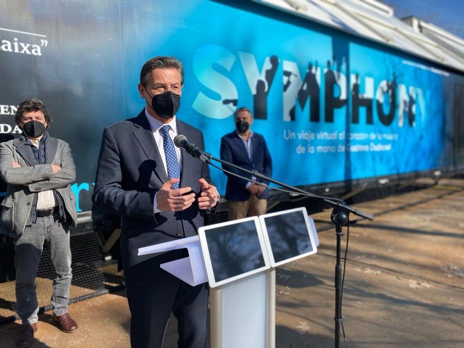 El Paseo del Salón acoge la exposición 'Symphony'