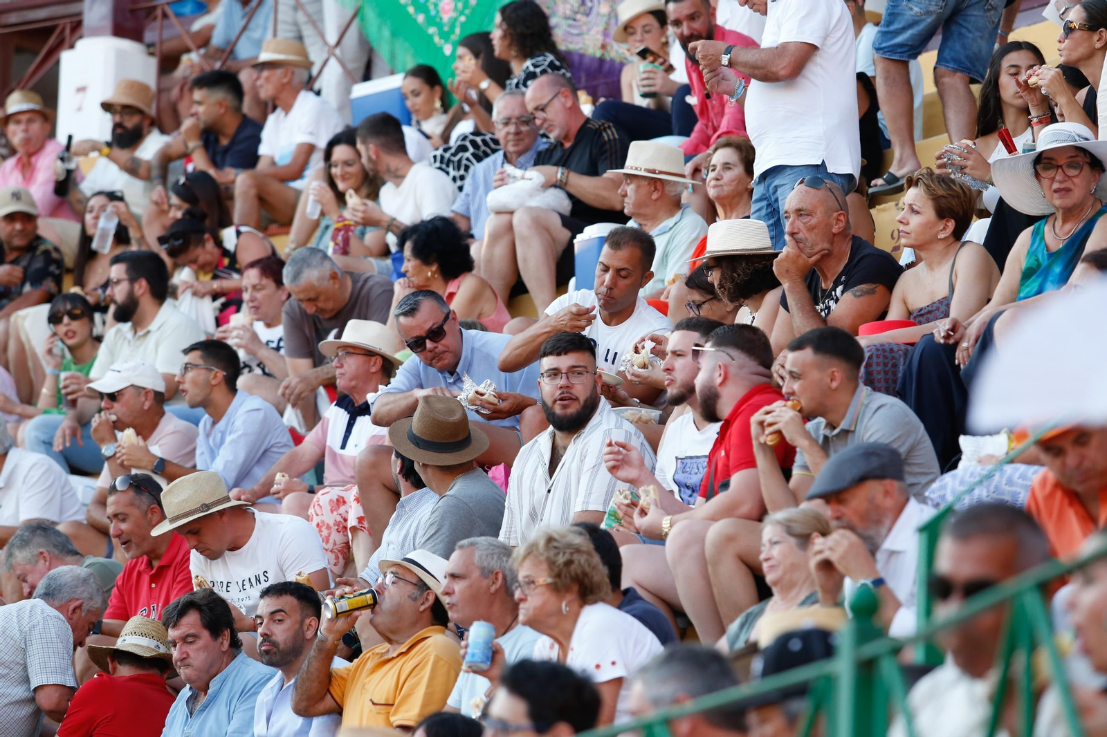 Búscate en el mano a mano entre Roca Rey y Pablo Aguado en La Línea