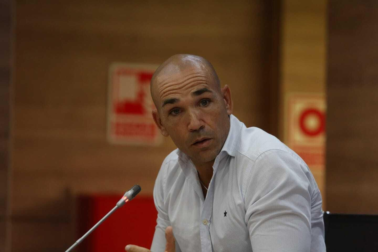 La presentación de Dani Martín con el Málaga CF, en fotos