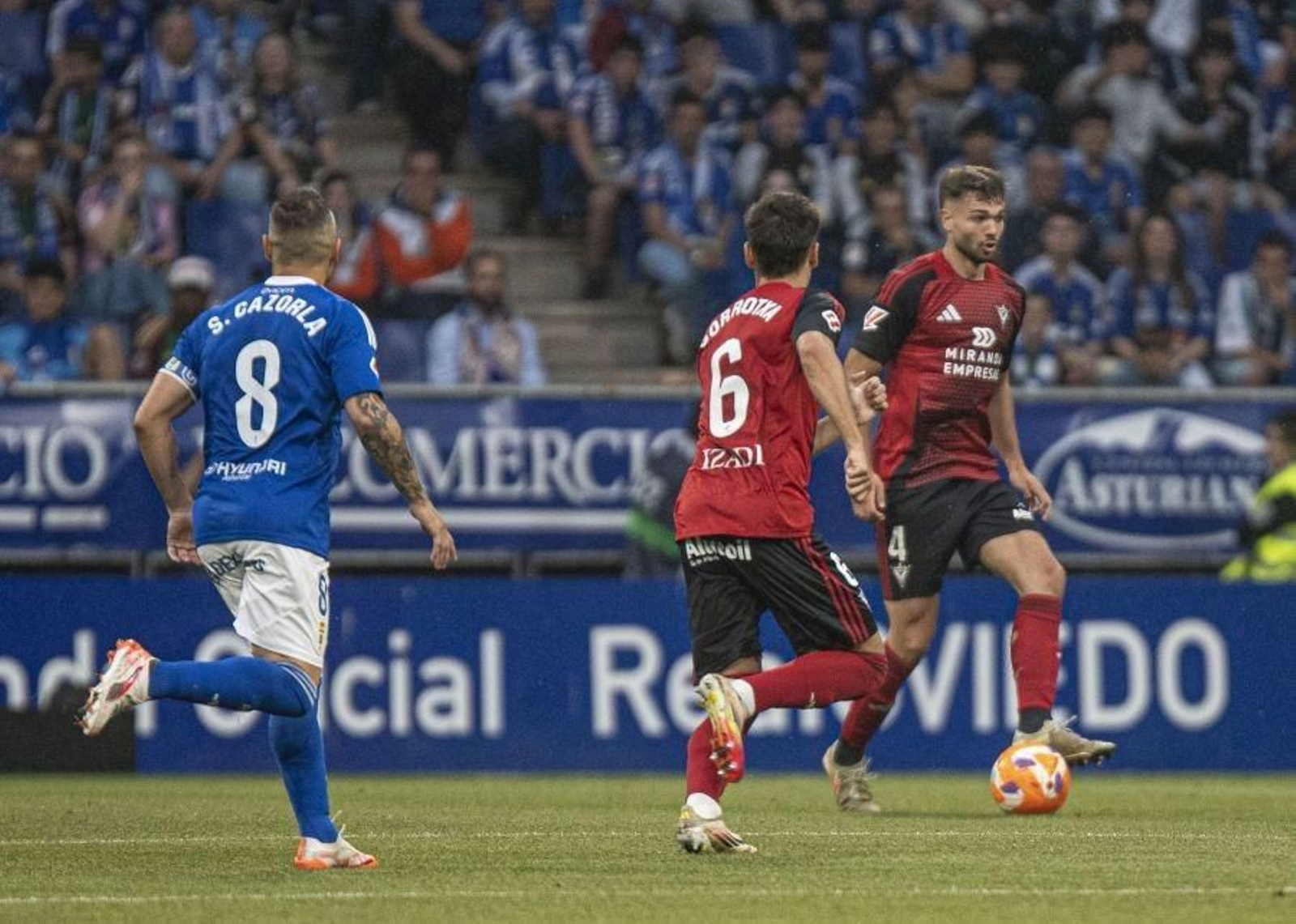 Las fotos del ascenso del Oviedo ante el Mirandés