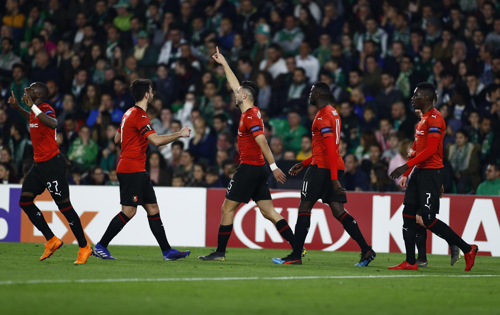Las imágenes del Betis-Rennes