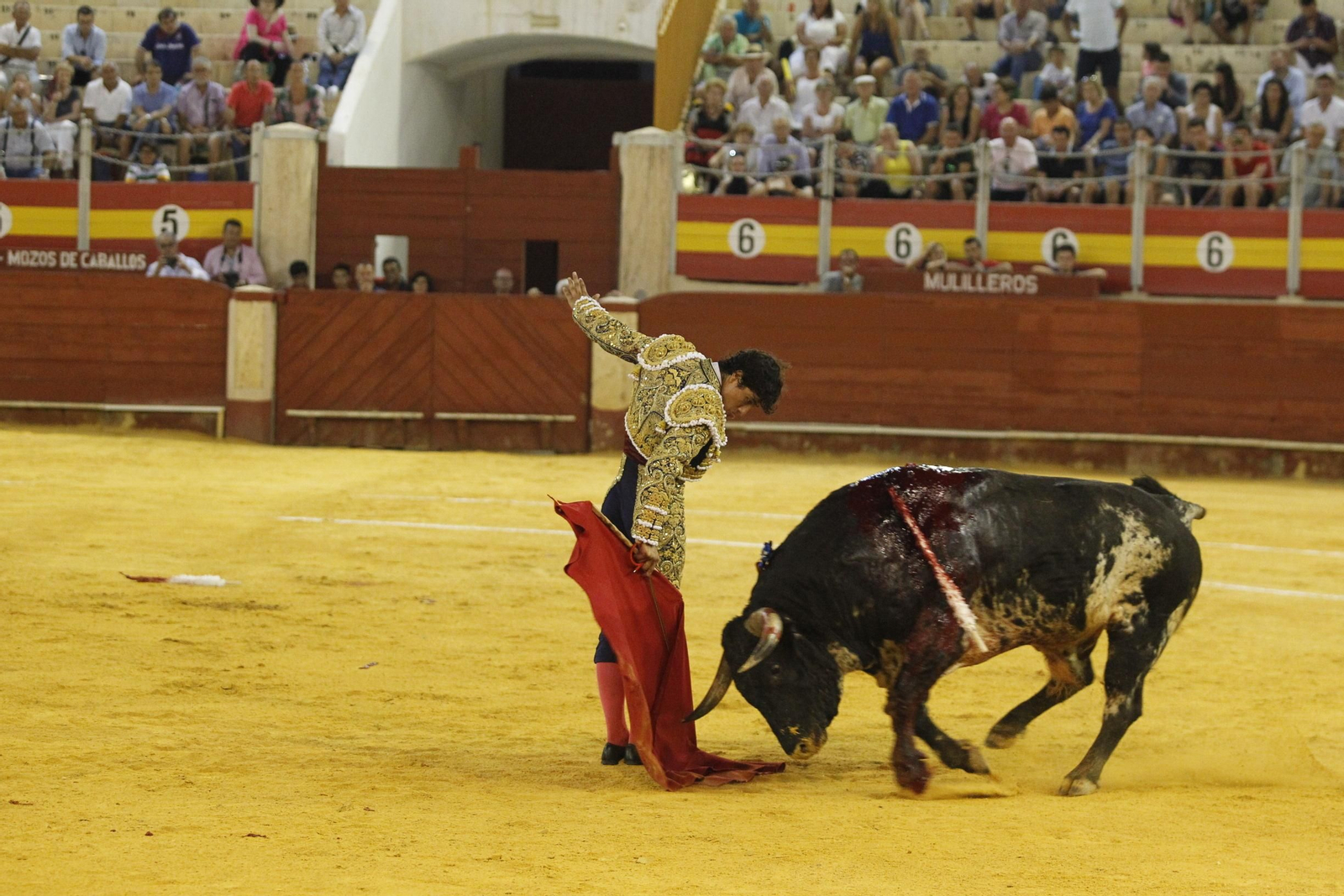 Fotogalería Primera Corrida de Toros. Feria de Almería 2019