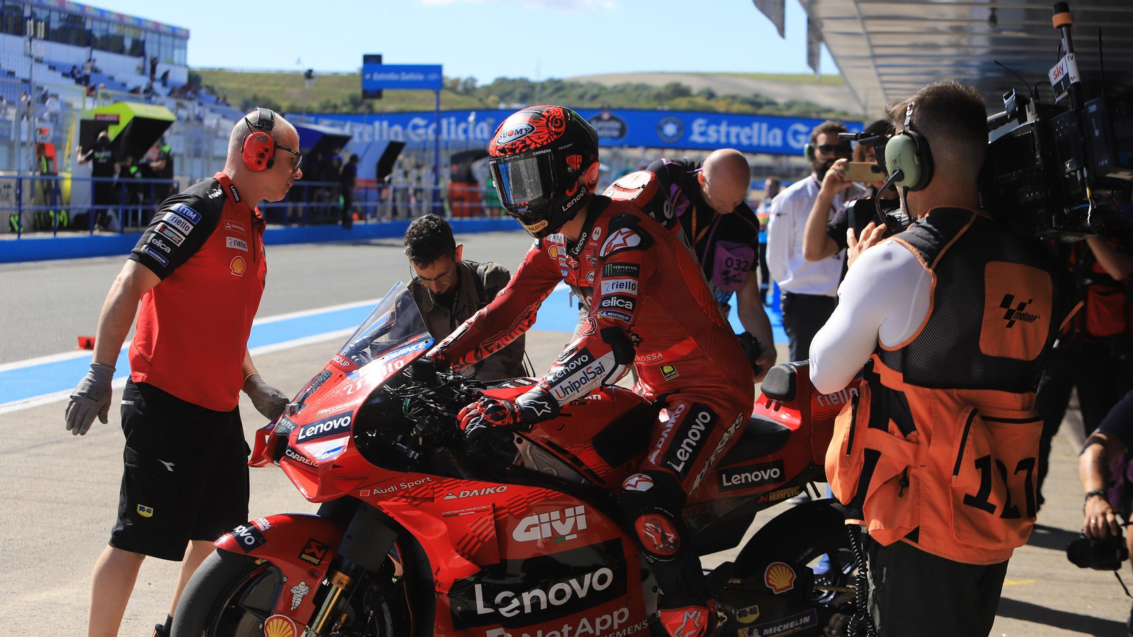 Entrenamientos de MotoGP en el primer día del GP España en el Circuito de Jerez - Ángel Nieto