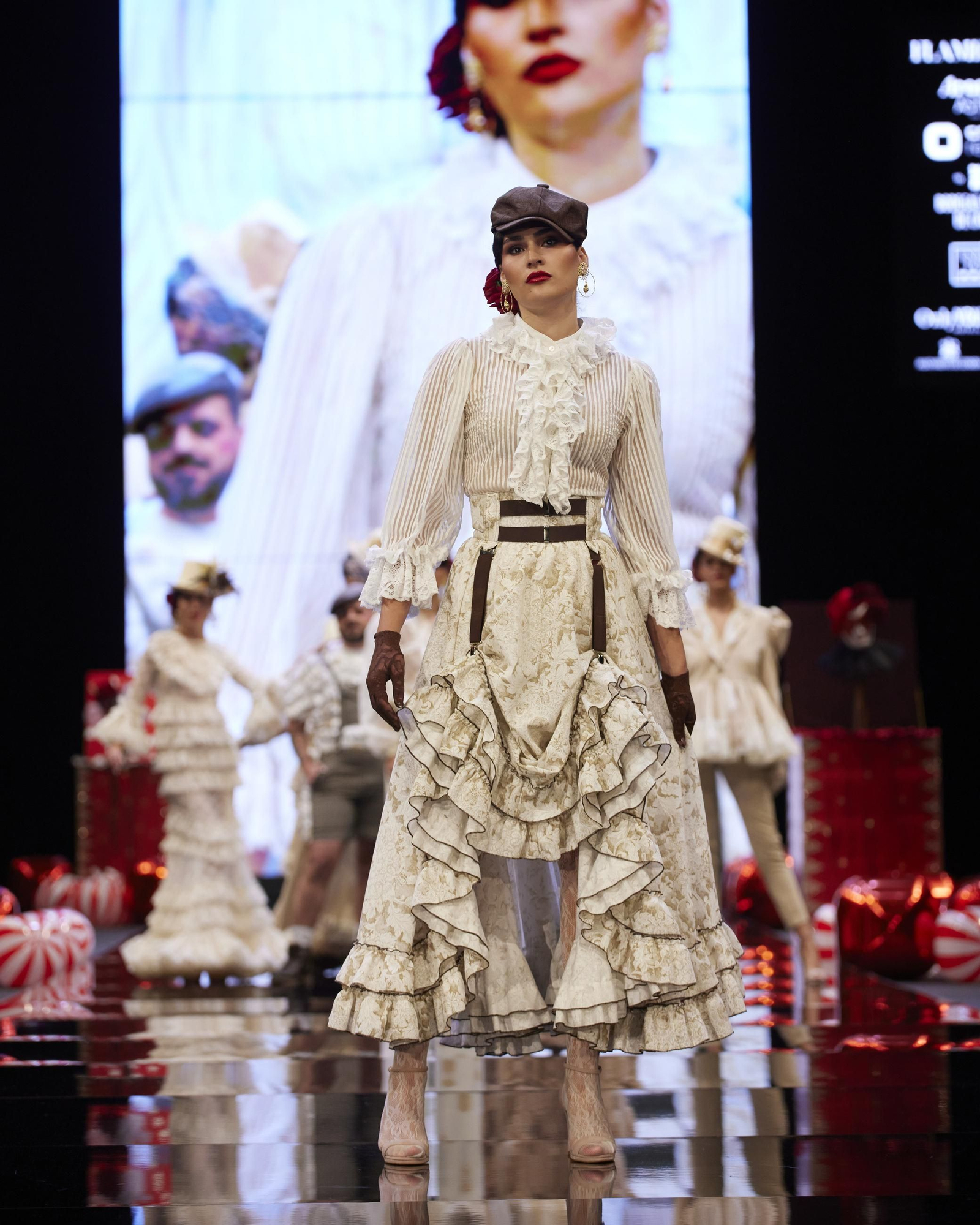 El desfile de Flor de Cerezo en SIMOF 2025, todas las fotos