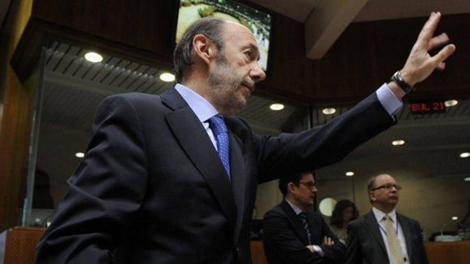 Rubalcaba: "Europa no va a cerrar las puertas a los refugiados de Libia"