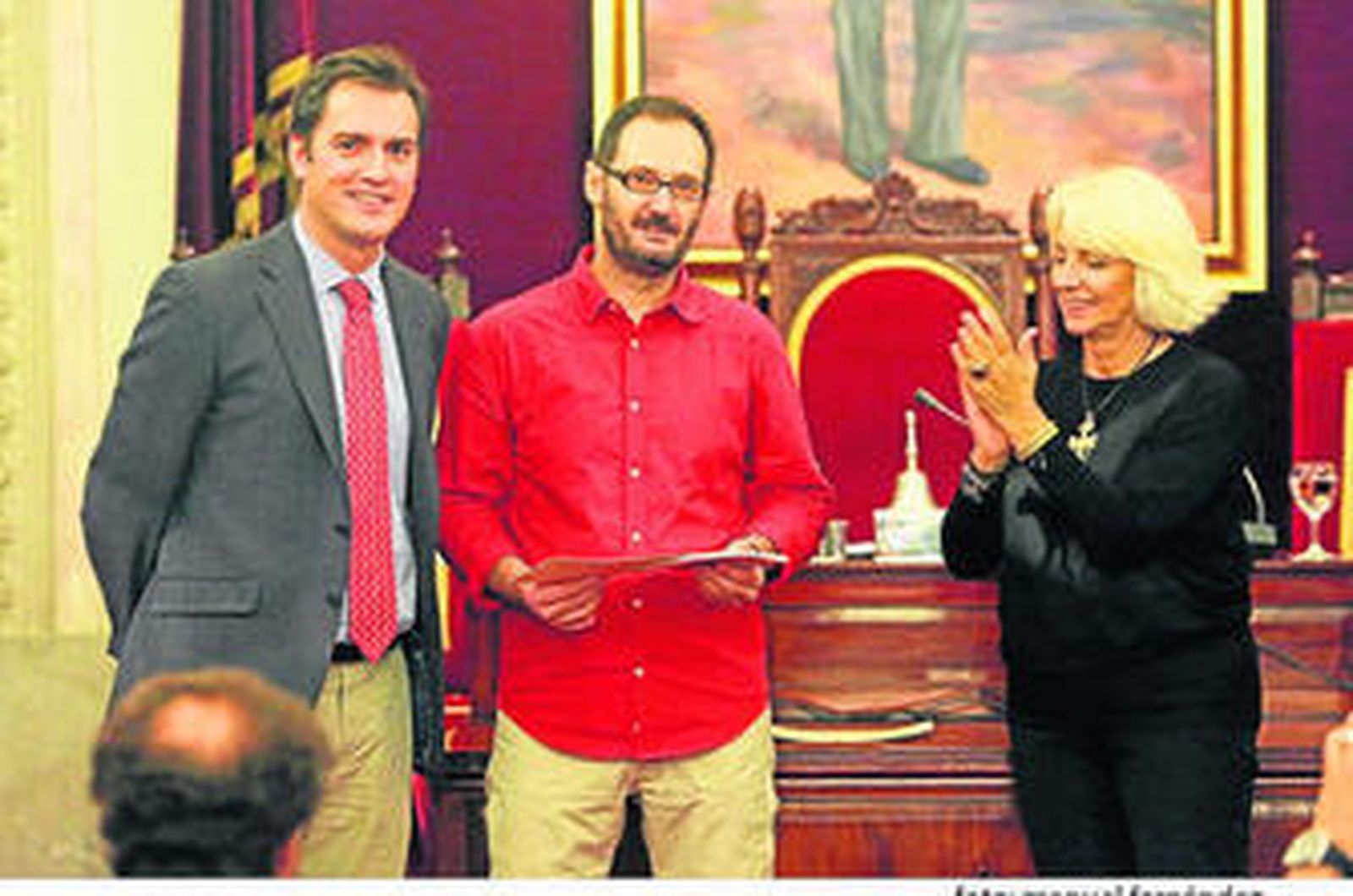 Acto de entrega del premio Tirso de Molina a Paco Romeu.