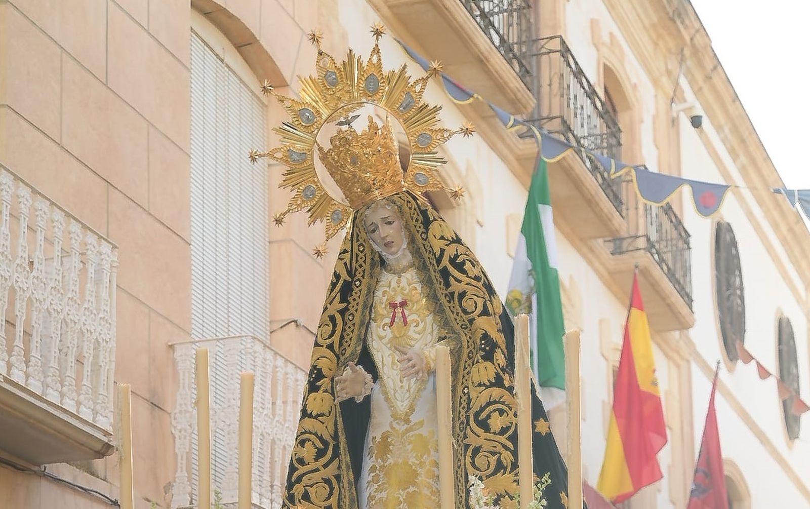 Salida procesional de la Santísima Virgen de las Angustias.