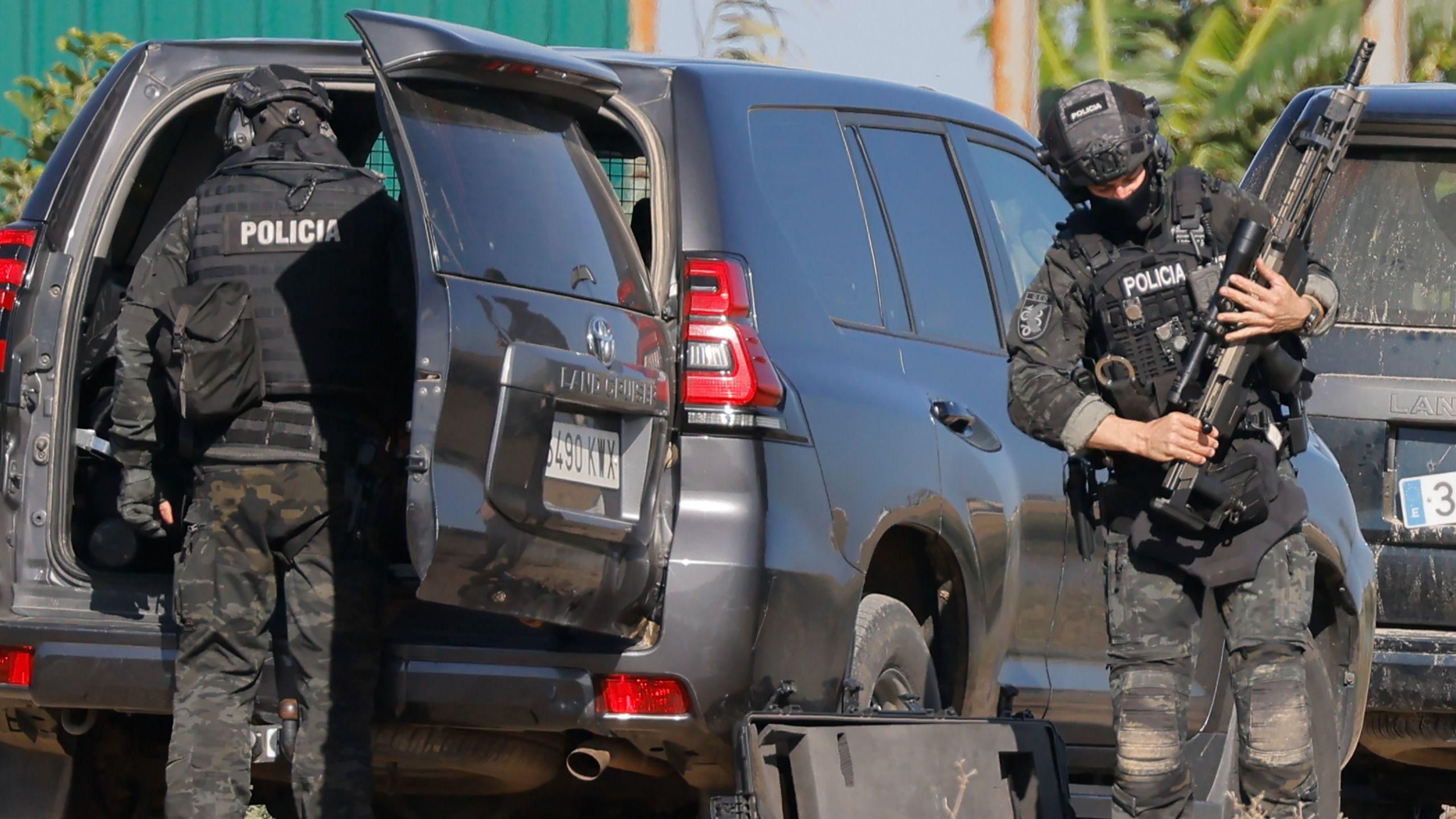 Jupol pide la dimisión de Marlaska tras el tiroteo entre narcos y policías en Isla Mayor: "El GOES no tiene vehículos blindados"