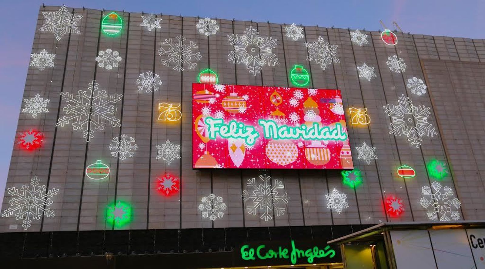 Pantalla de El Corté Inglés para felicitar la Navidad