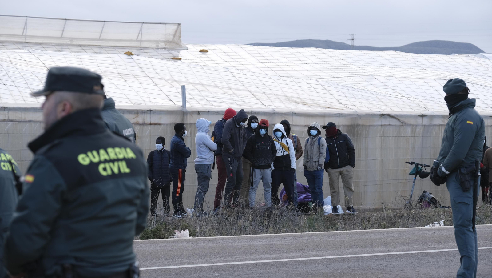Imágenes del desalojo del asentamiento chabolista 'El Walili', en Níjar