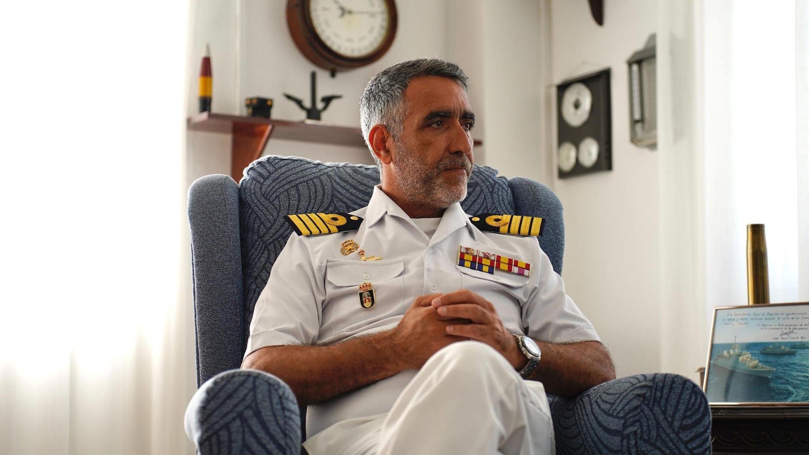 Entrevista con el comandante naval Fernando García, en la sede la comandancia de Algeciras