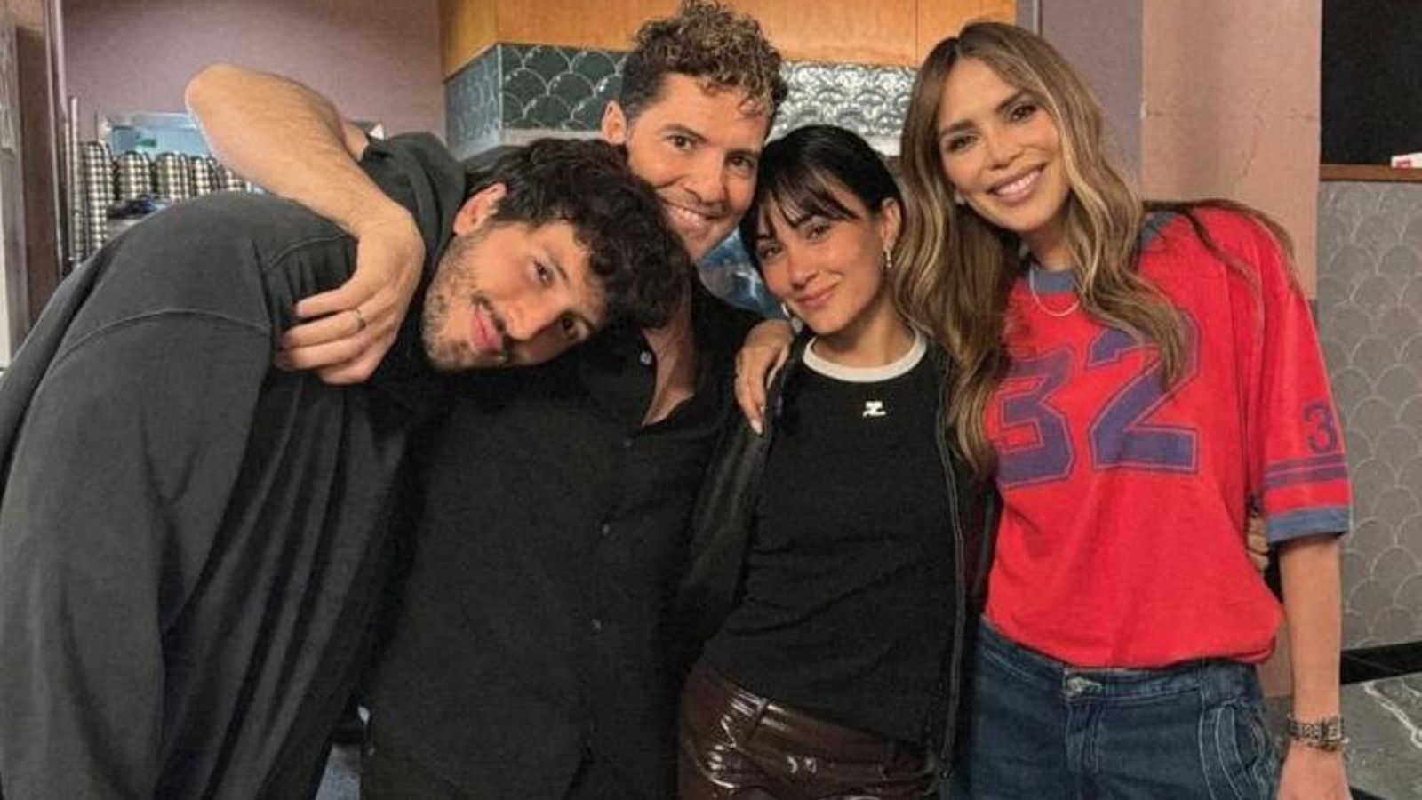 Aitana y David Bisbal junto a sus respectivas parejas Aitana y David Bisbal junto a sus respectivas parejas
