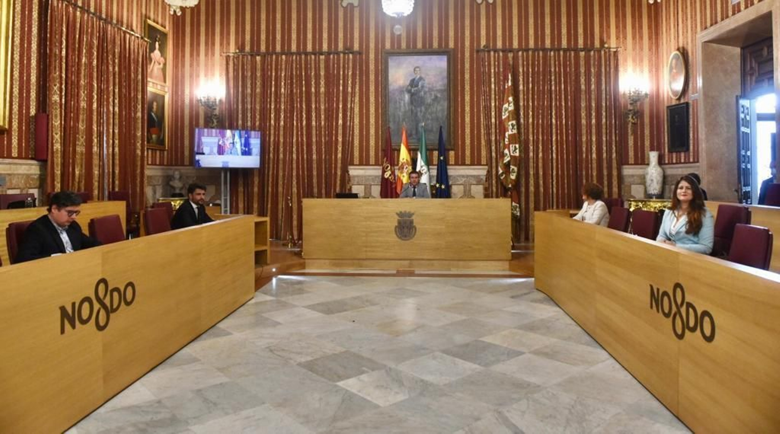 La constitución de la comisión tuvo lugar ayer en el salón de Plenos.