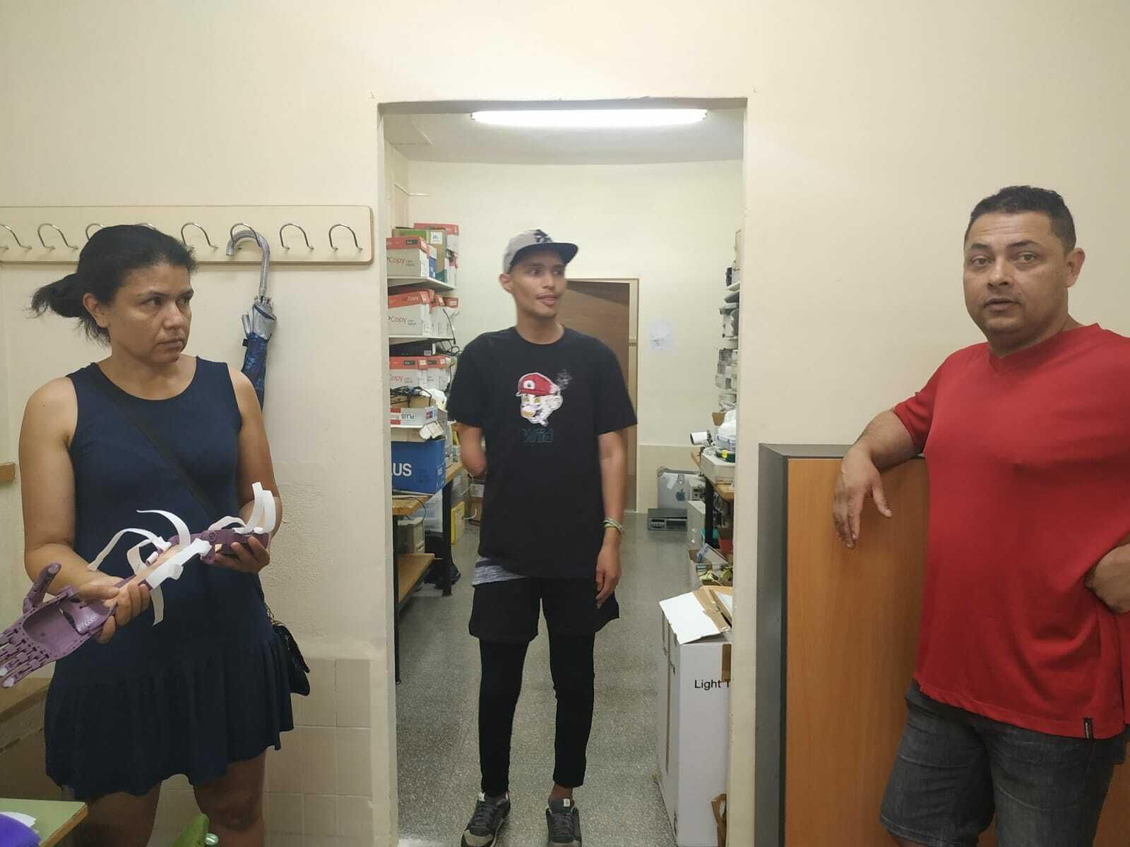 Fotogalería del proceso de elaboración del brazo mecánico