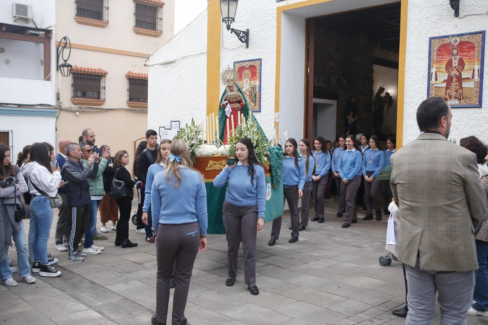 Fotos de la procesión infantil del colegio Nuestra Señora de los Milagros de Algeciras