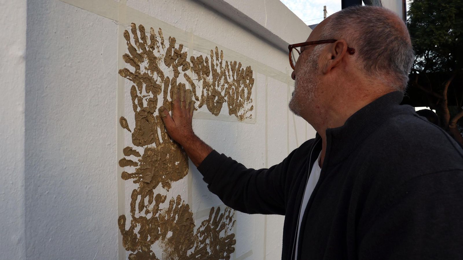 Imágenes del grafiti 'Valentía' en homenaje a las víctimas de la DANA