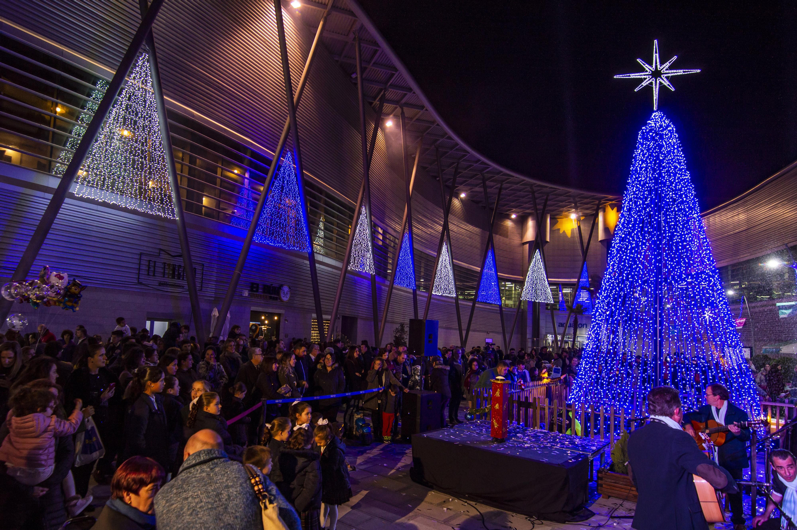 Comienzo de la Navidad el pasado año en el centro de ocio Aqualon. Comienzo de la Navidad el pasado año en el centro de ocio Aqualon.