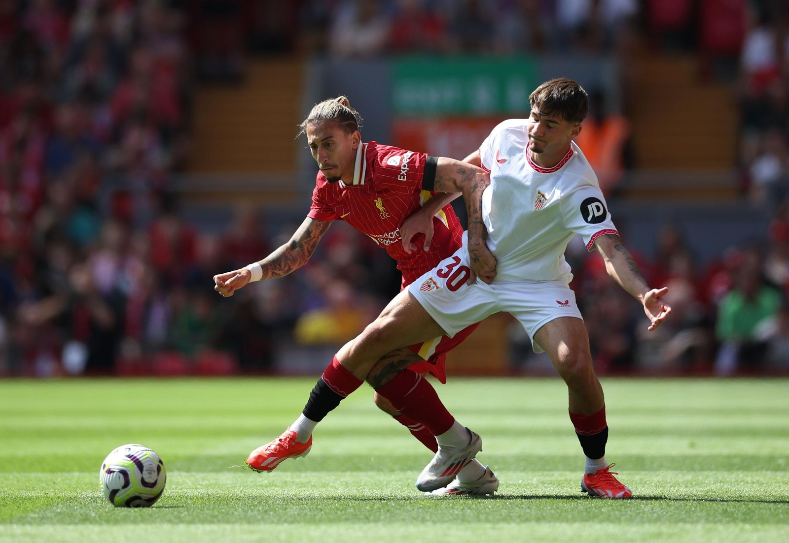 Alberto Collado en un partido amistoso del Sevilla el pasado verano.