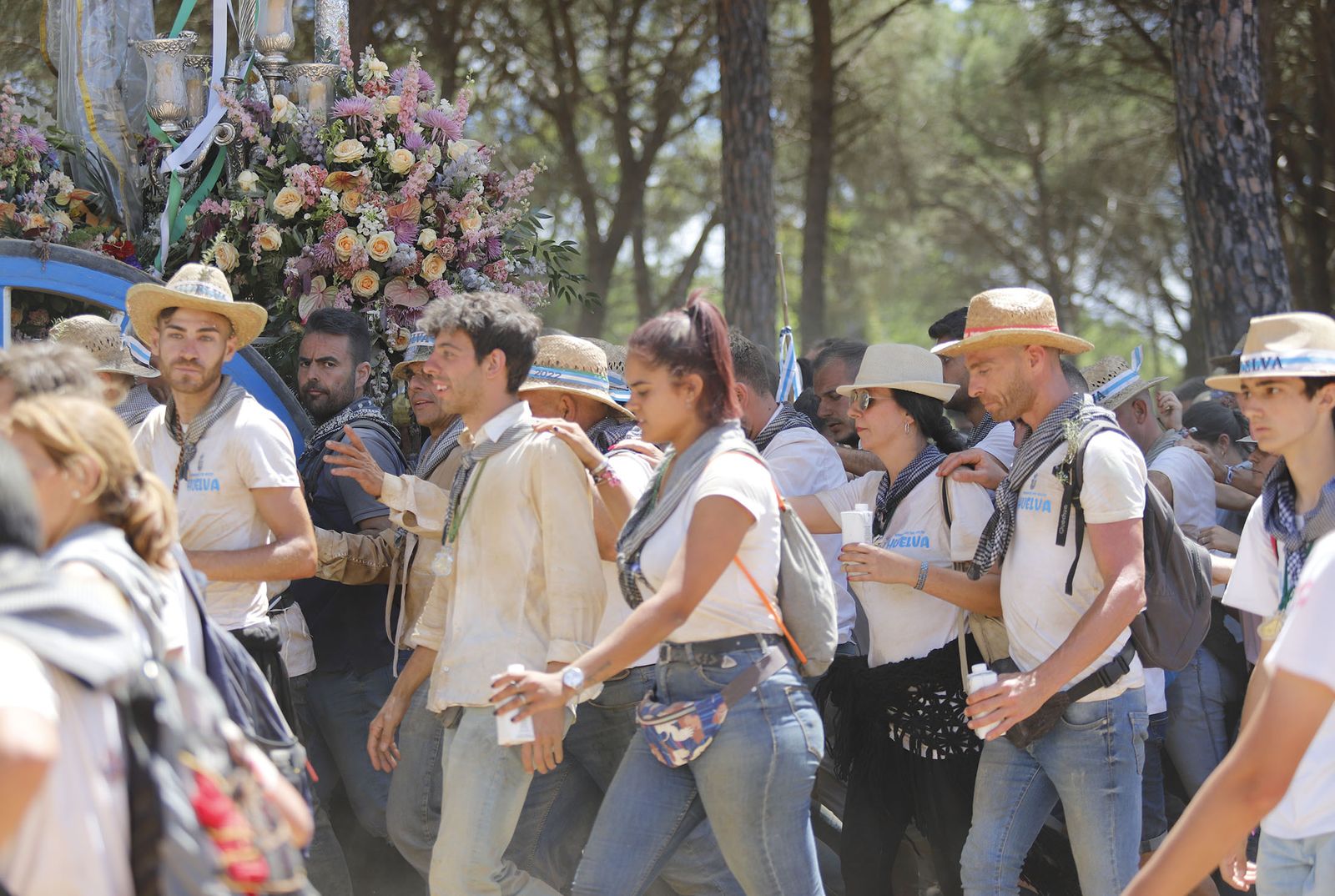 Todos los peregrinos de la Hermandad de Huelva, en imágenes