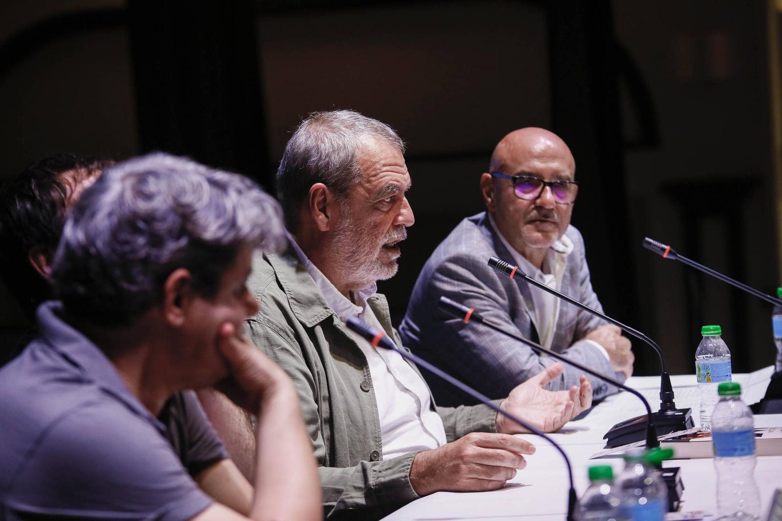 Las imágenes de la presentación del libro "El Clan" de Carmen Mola en Mojácar