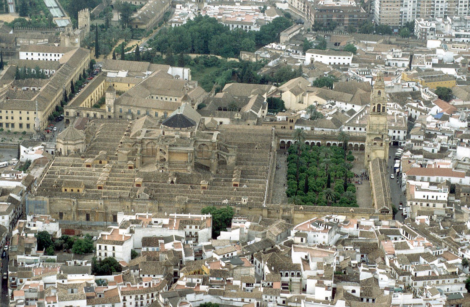 Poeta, cantante y alumna de Ziryab