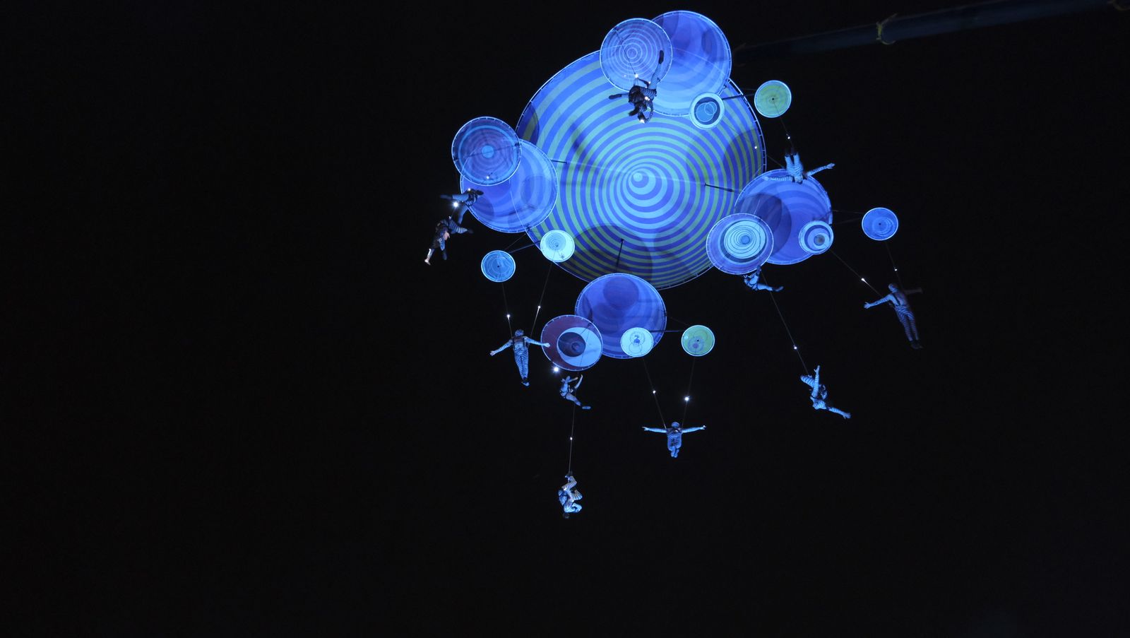 Las imágenes de la Noche en Negro en Almería, Halloween.