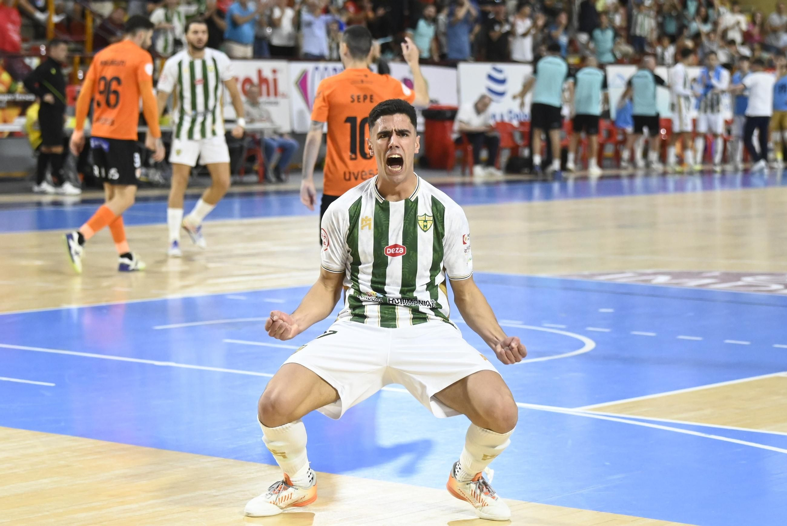 Las mejores fotos del triunfo del Córdoba Futsal ante el Ribera Navarra