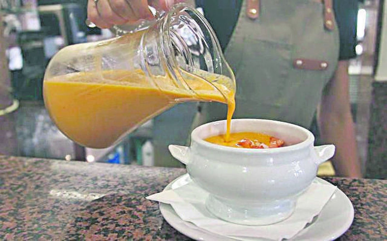 Gazpacho, camisas, verano