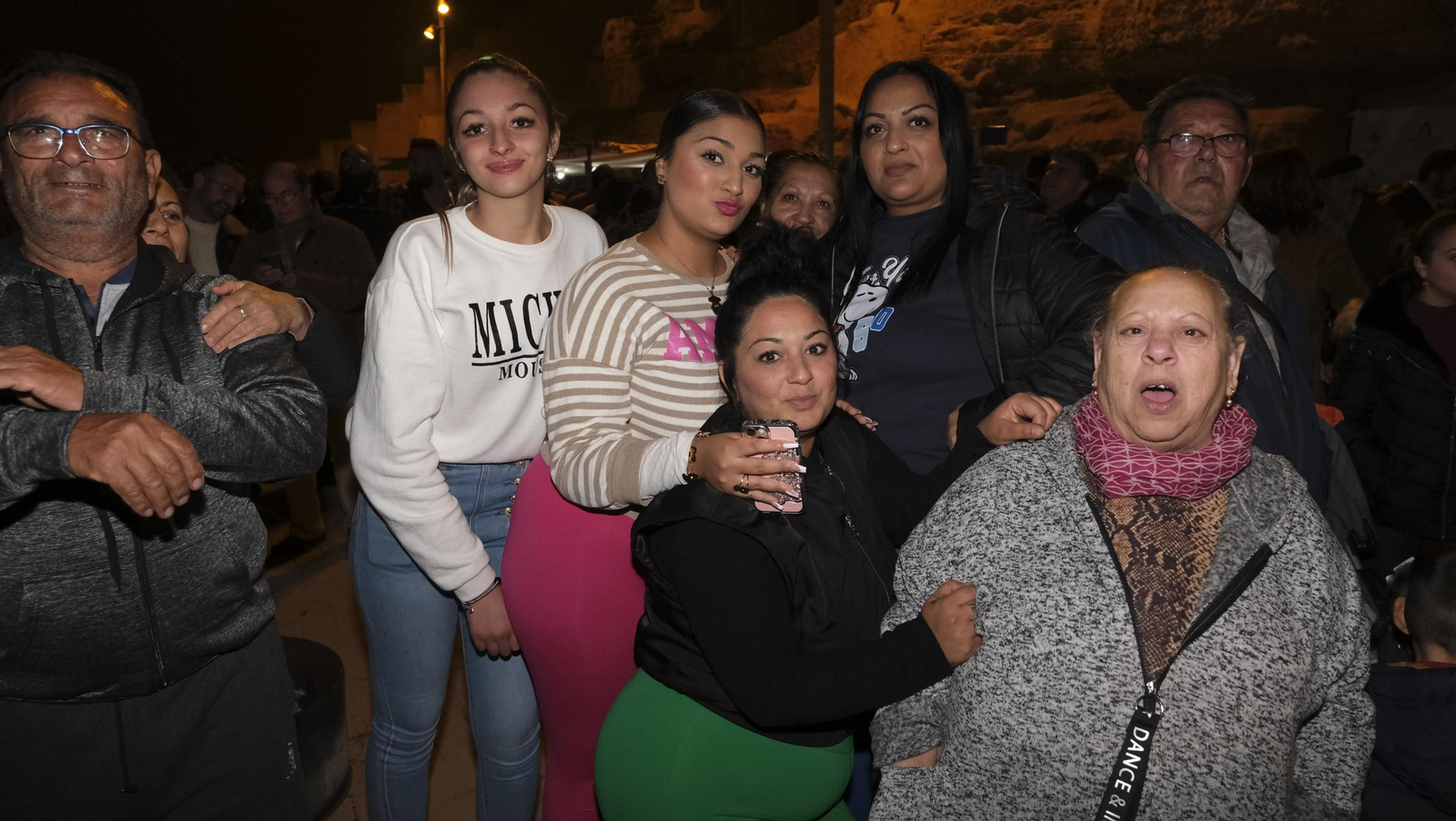 La Noche de las Candelas en el Mesón Gitano de Almería, en imágenes