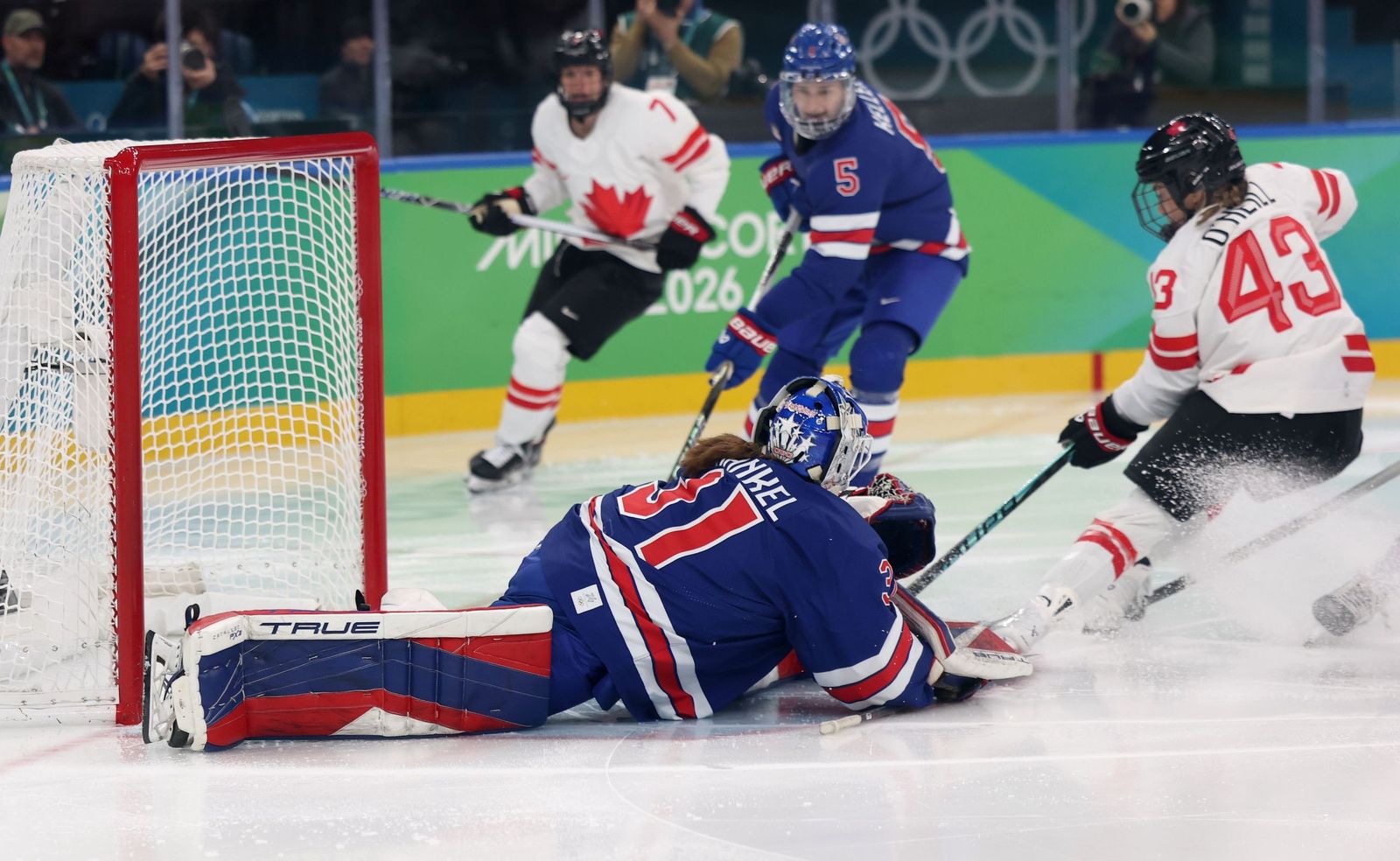 Las mejores fotos de los Juegos Olímpicos de invierno Milán Cortina d'Ampezzo 2026 | Jornada 14