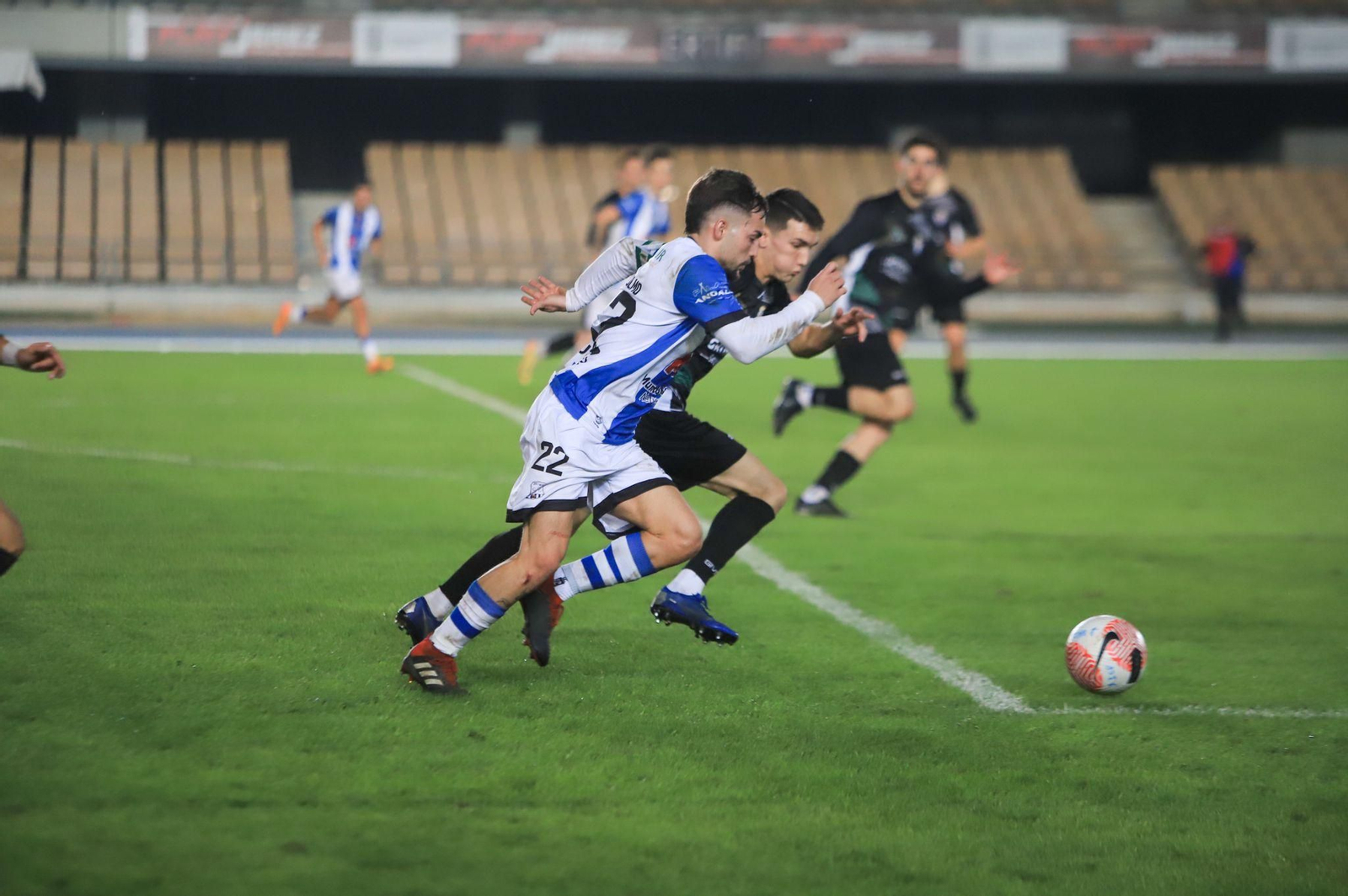 Las imágenes de la final de la Copa Andalucía entre Jerez Industrial y Arcos.