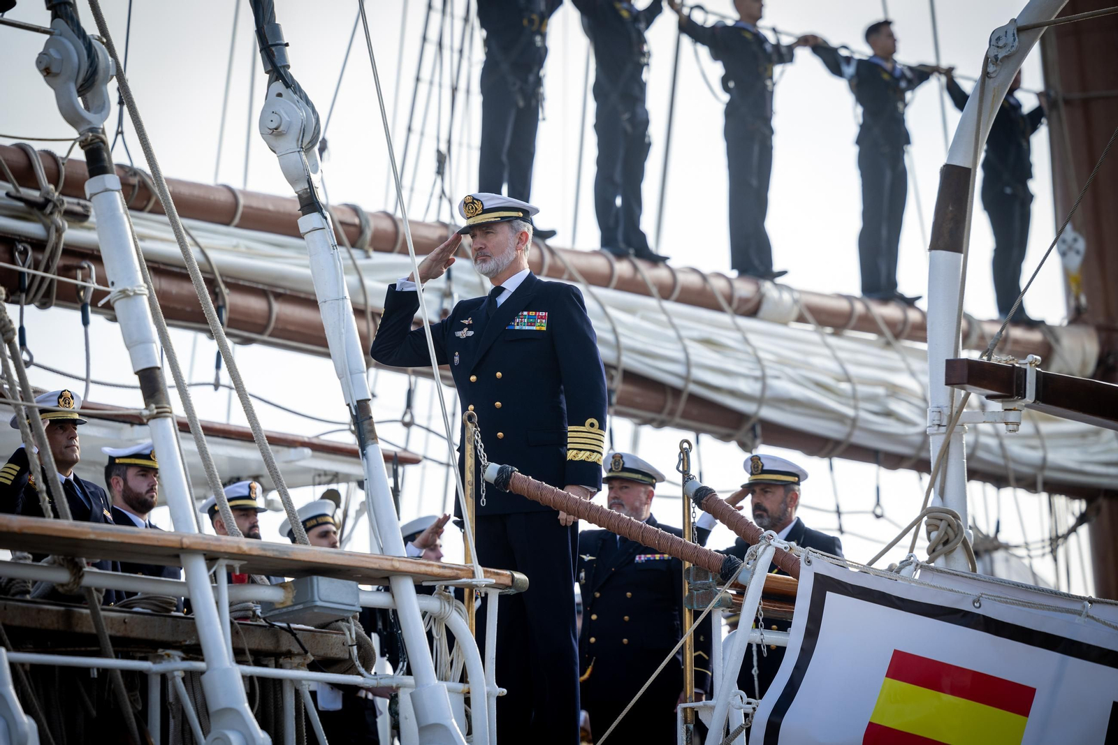 Imágenes de la despedida del 'Elcano' desde Cádiz con la Princesa Leonor como guardiamarina Imágenes de la despedida del 'Elcano' desde Cádiz con la Princesa Leonor como guardiamarina