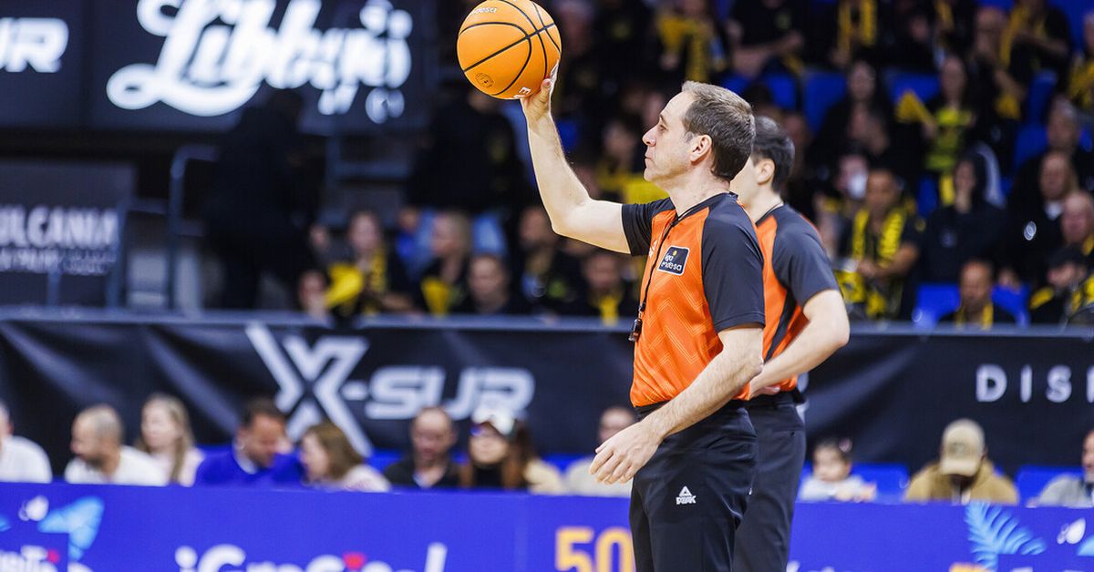 Los árbitros del Unicaja - Real Madrid de ACB