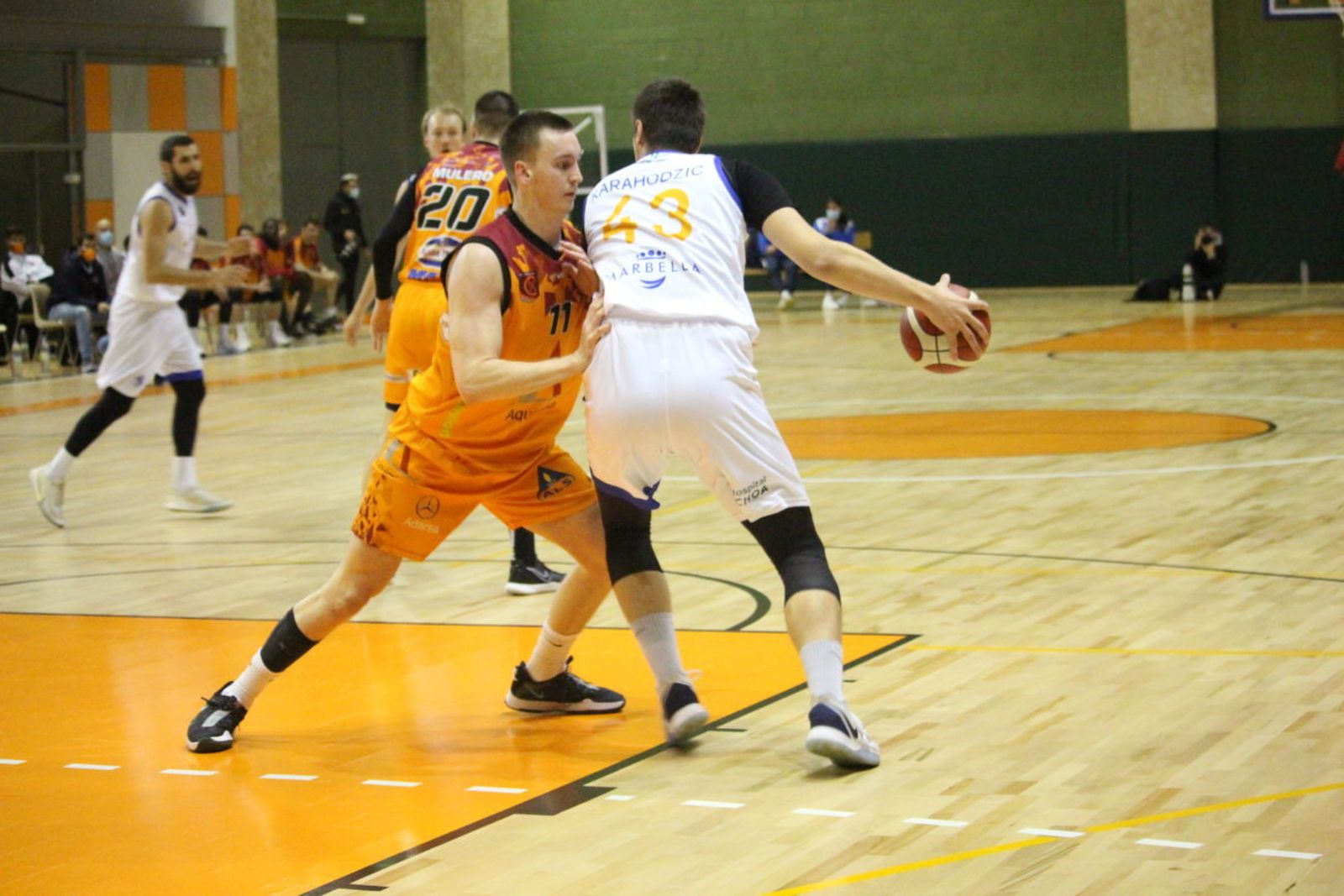 Kenan Karahodzic postea en un partido de esta temporada.