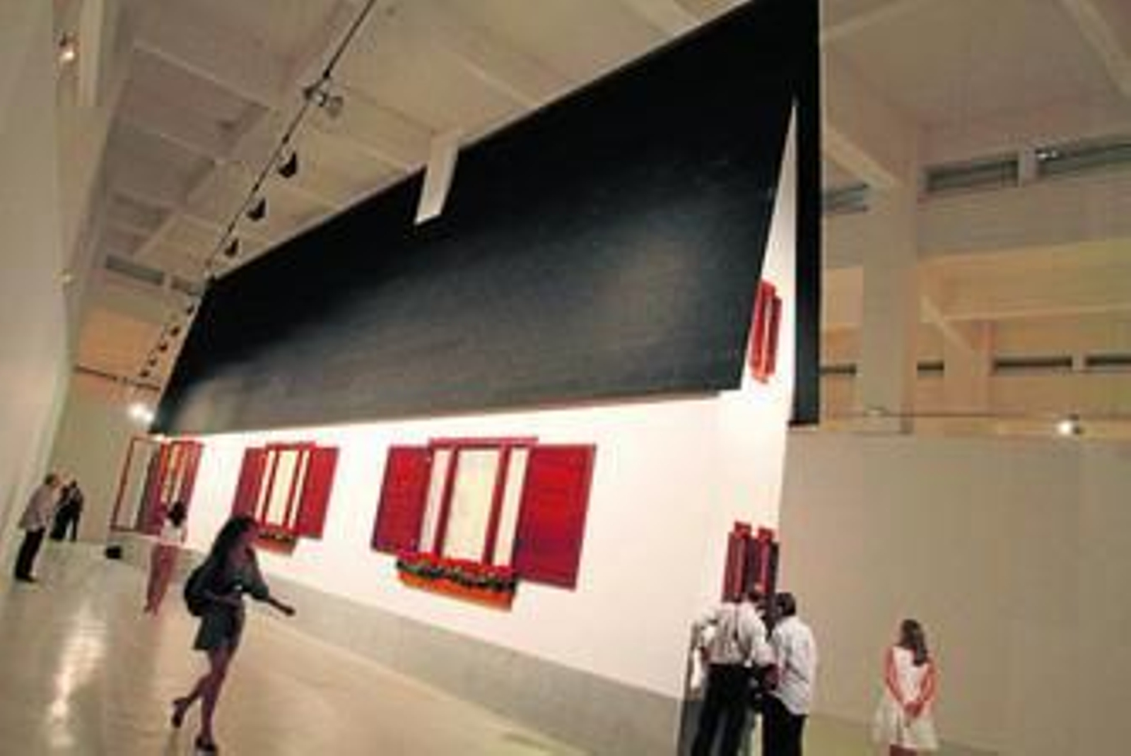 La instalación 'The Narrow House (La casa estrecha), 2010', que ocupa el Espacio 2 del CAC.