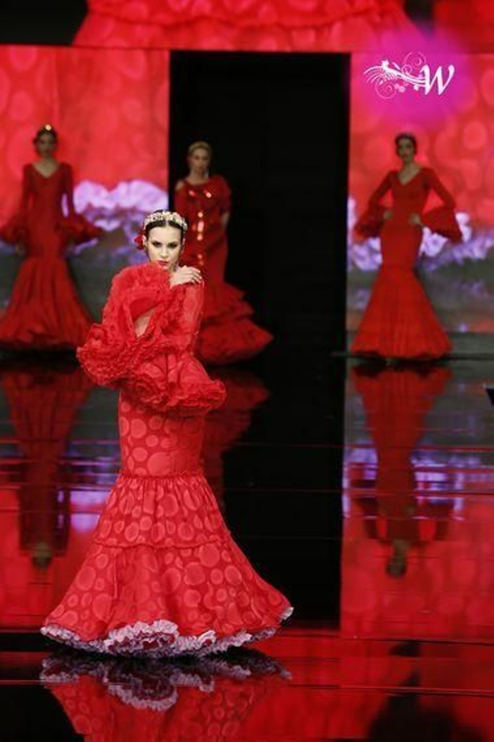 Yolanda Rivas & MM Garrido Complementos presentan 'Lágrimas negras' en SIMOF 2020