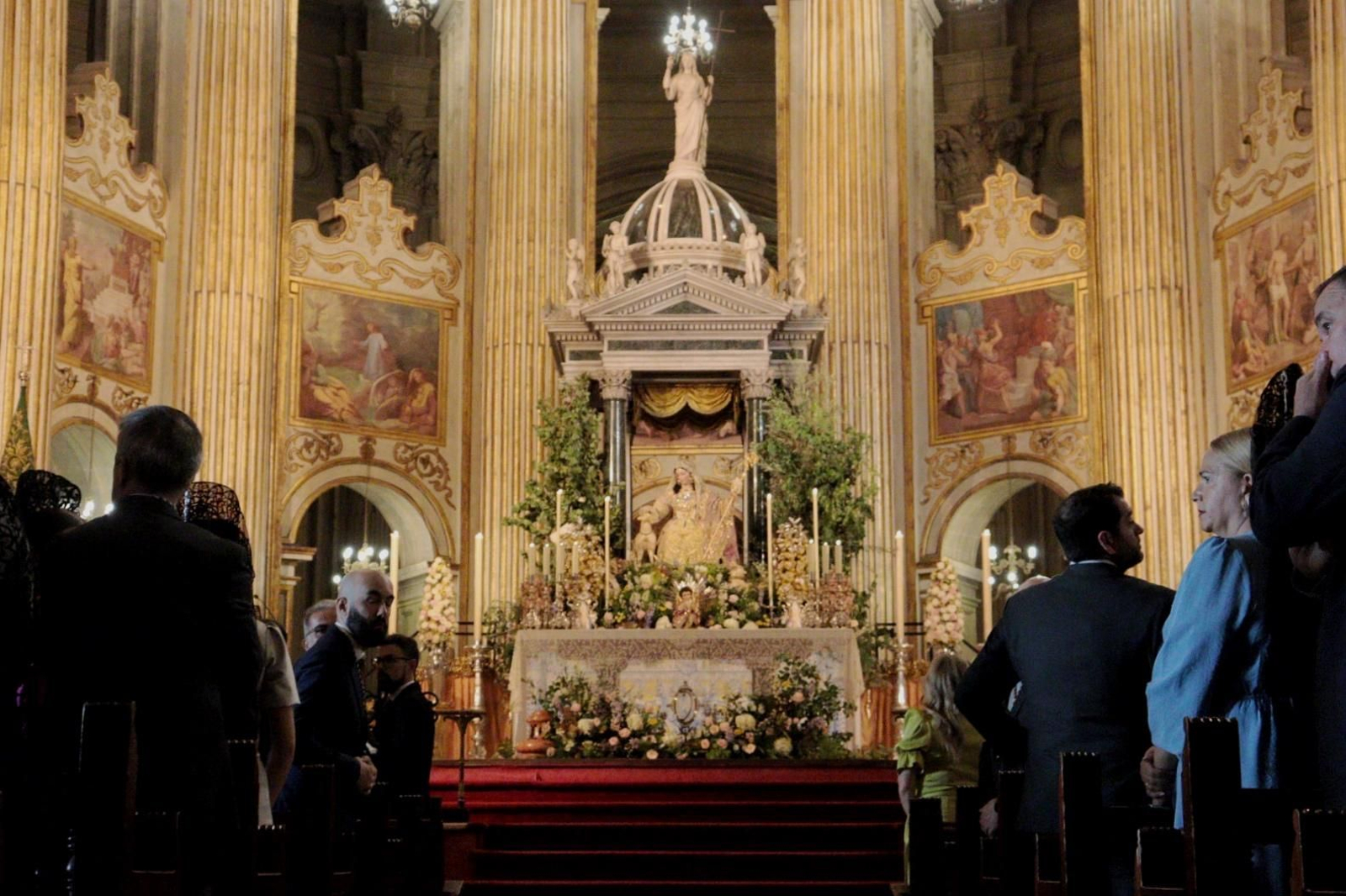 Las fotos de la coronación de la Divina Pastora de Málaga