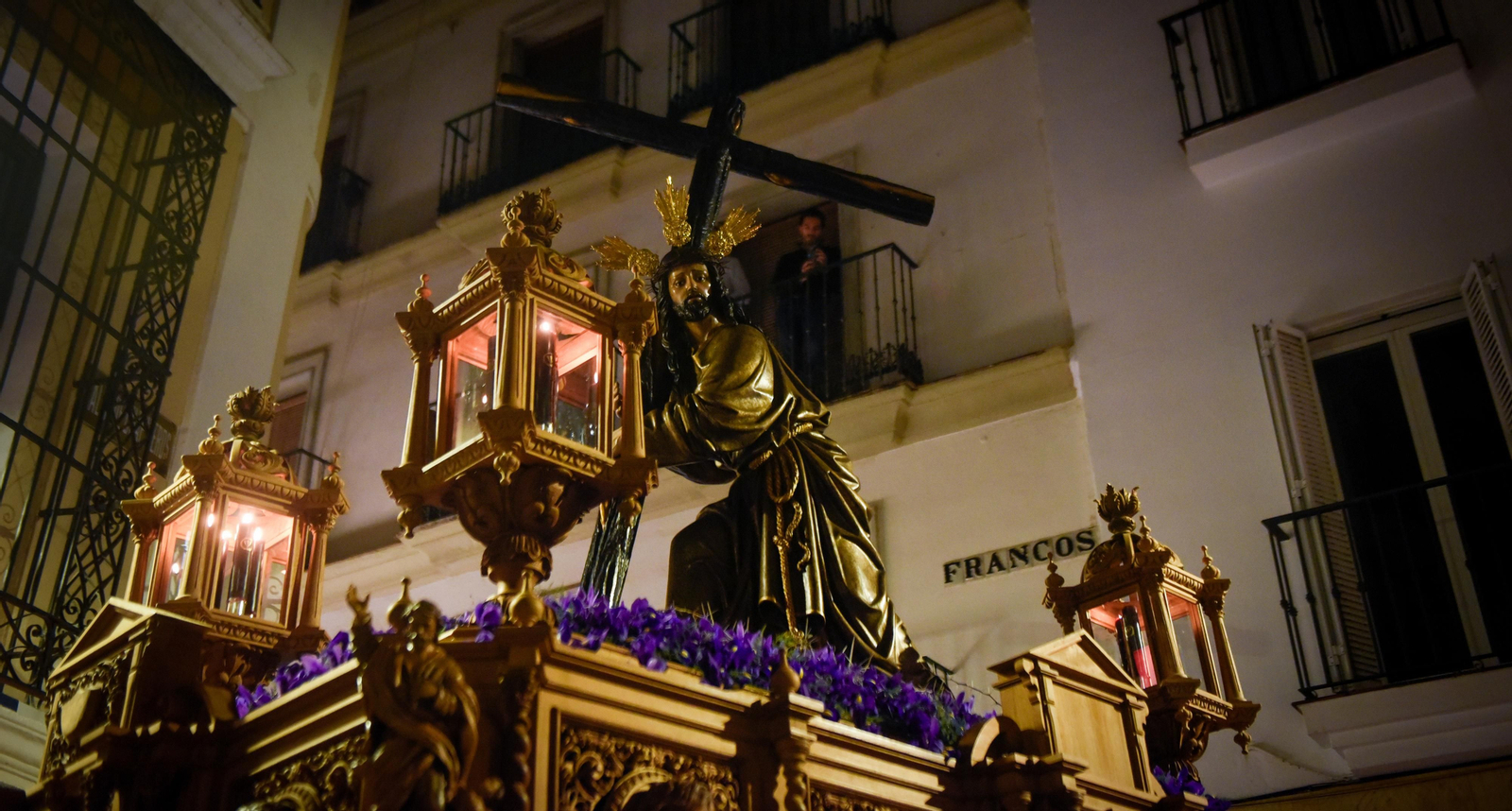 Las imágenes de la Hermandad de La Corona en la Semana Santa de Sevilla 2024