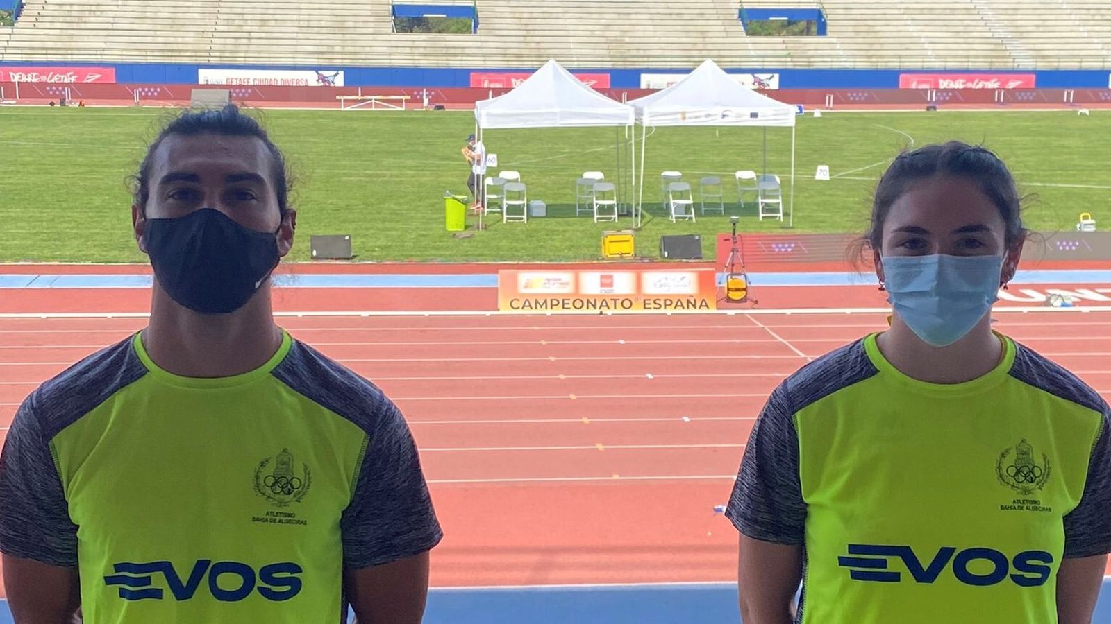 Alfonso Holgado y Cristina Adela Roberts en el Absoluto de pista al aire libre.