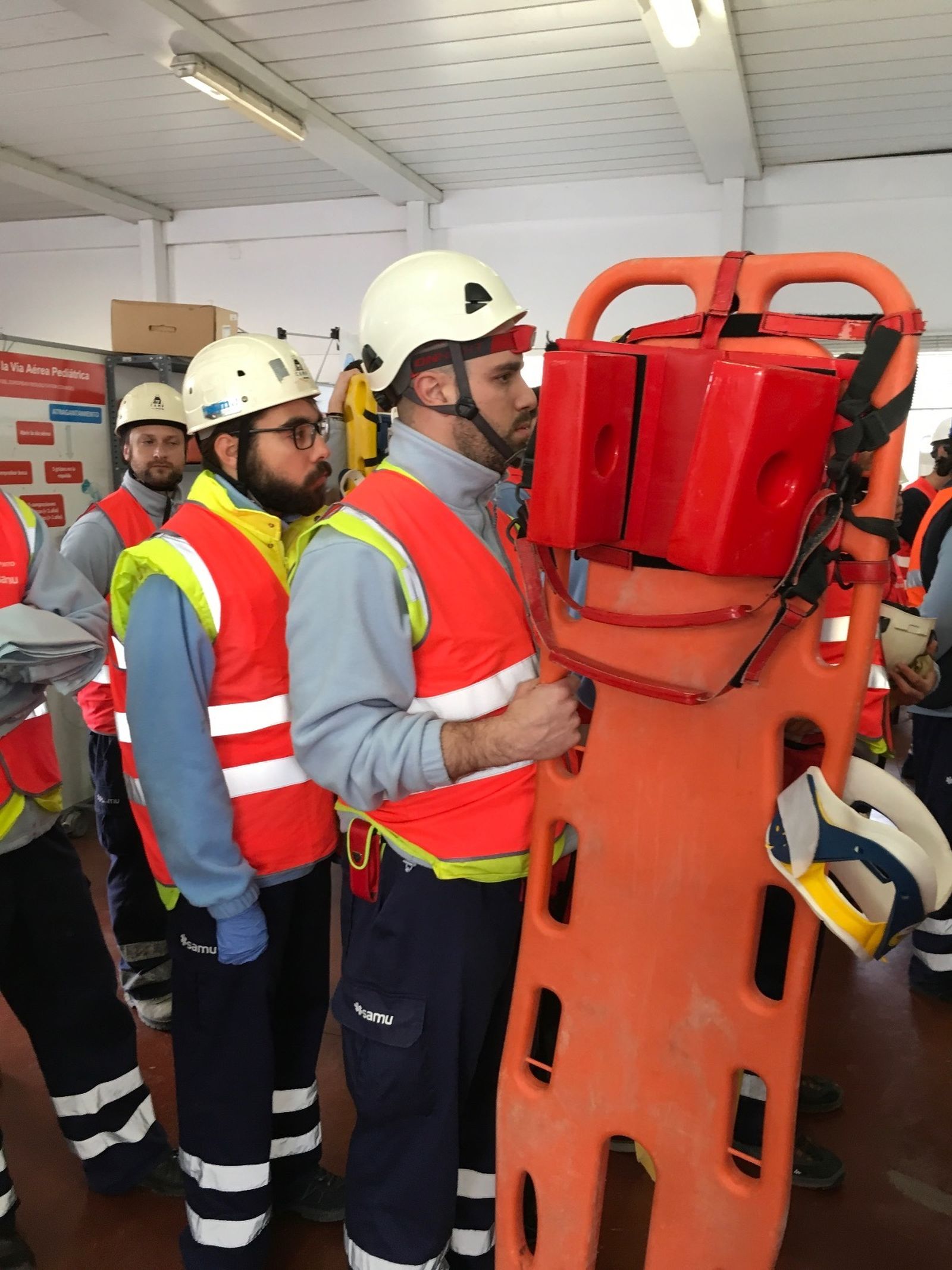 Los participantes en un momento del simulacro