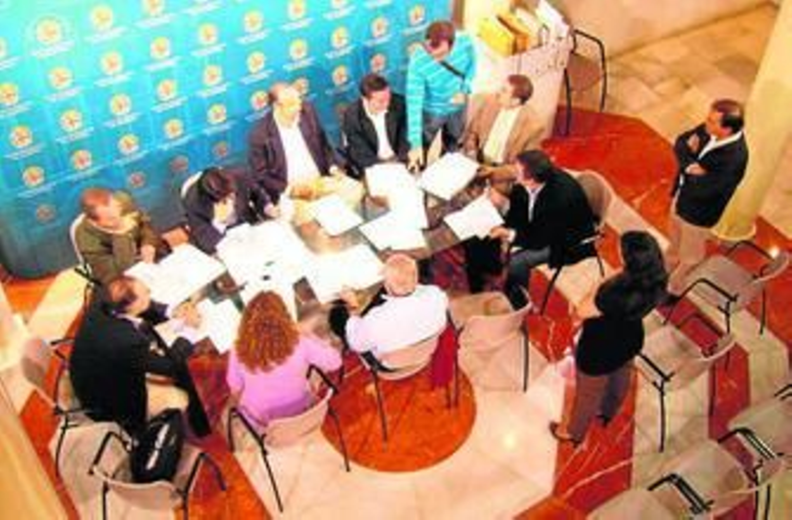 La mesa de contratación se reunió en la sede del Centro de Arte Museo de Almería.