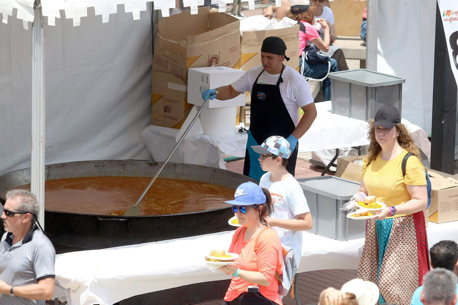 Fotogalería del récord Guinnes del gazpacho más grande del mundo