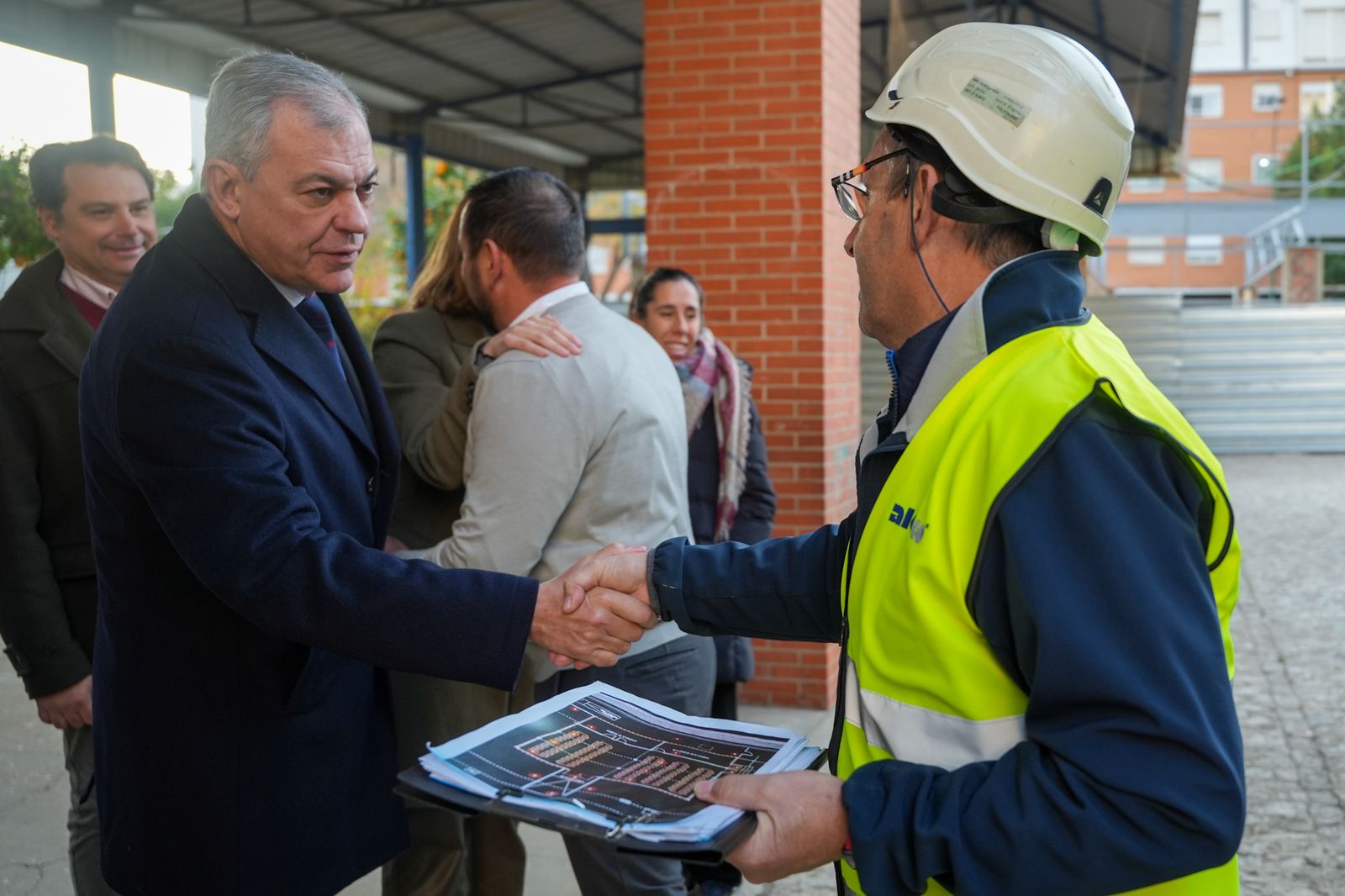 José Luis Sanz en su visita al CEIP Valdés Leal.
