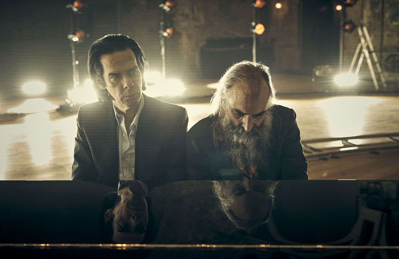 Nick Cave y Warren Ellis en una imagen del documental.