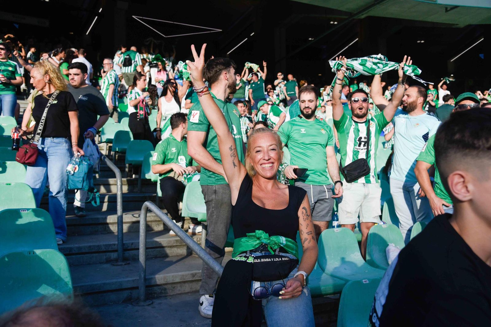 Las fotos de la afición del Betis en el Villamarín