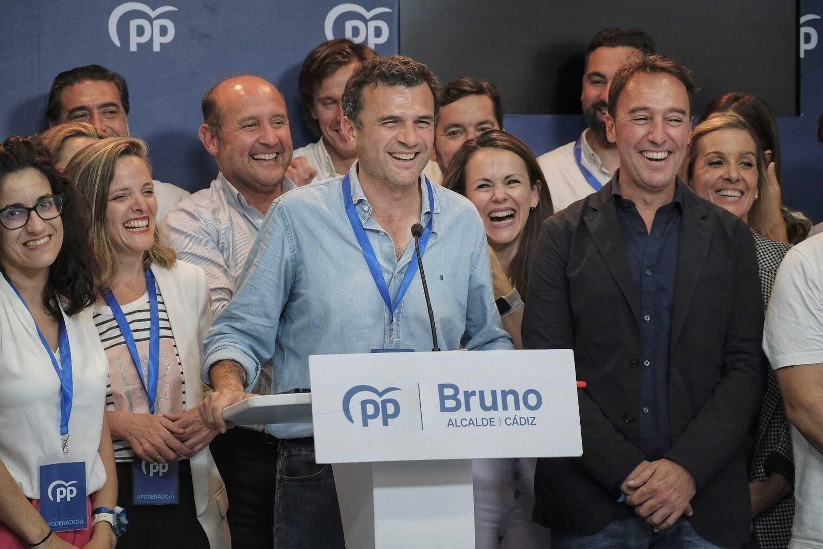 Todas las imágenes de la victoria del PP en Cádiz capital