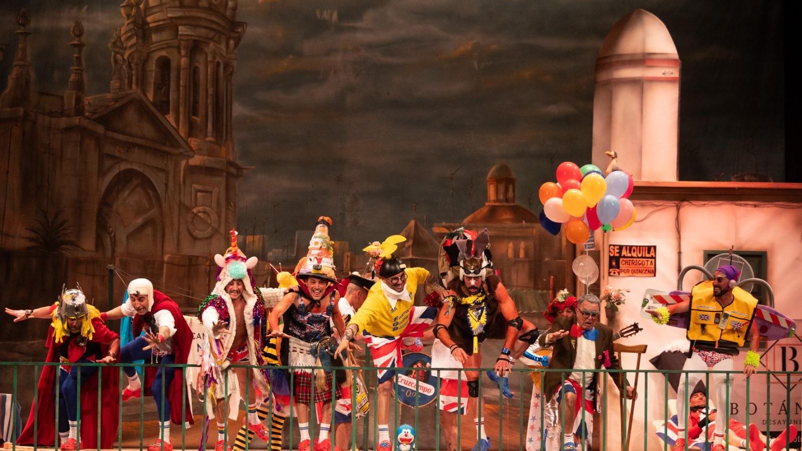 'Los golpes de pecho', chirigota de Conil, en escena. 'Los golpes de pecho', chirigota de Conil, en escena.