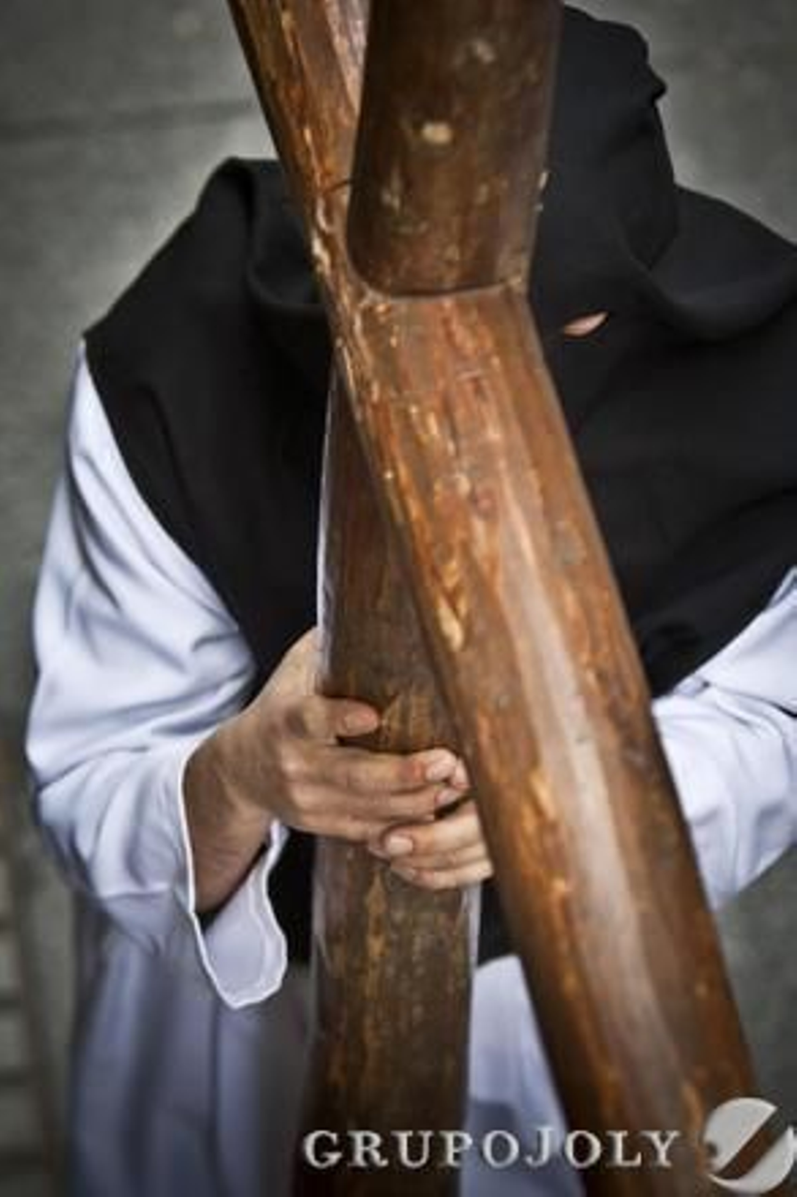 Caído

Fotos: Julio González